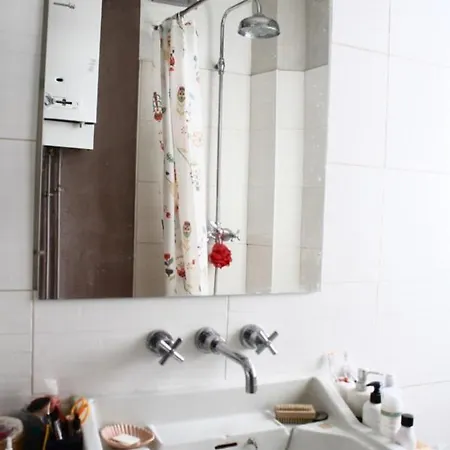 Appartamento Charming Near Canal St Martin *